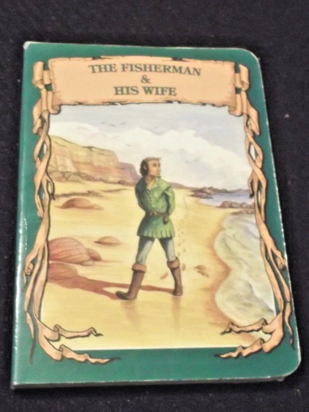 2/$30 The Fisherman & His Wife Grimm's Fairy Tale Board Book Christine Deverell